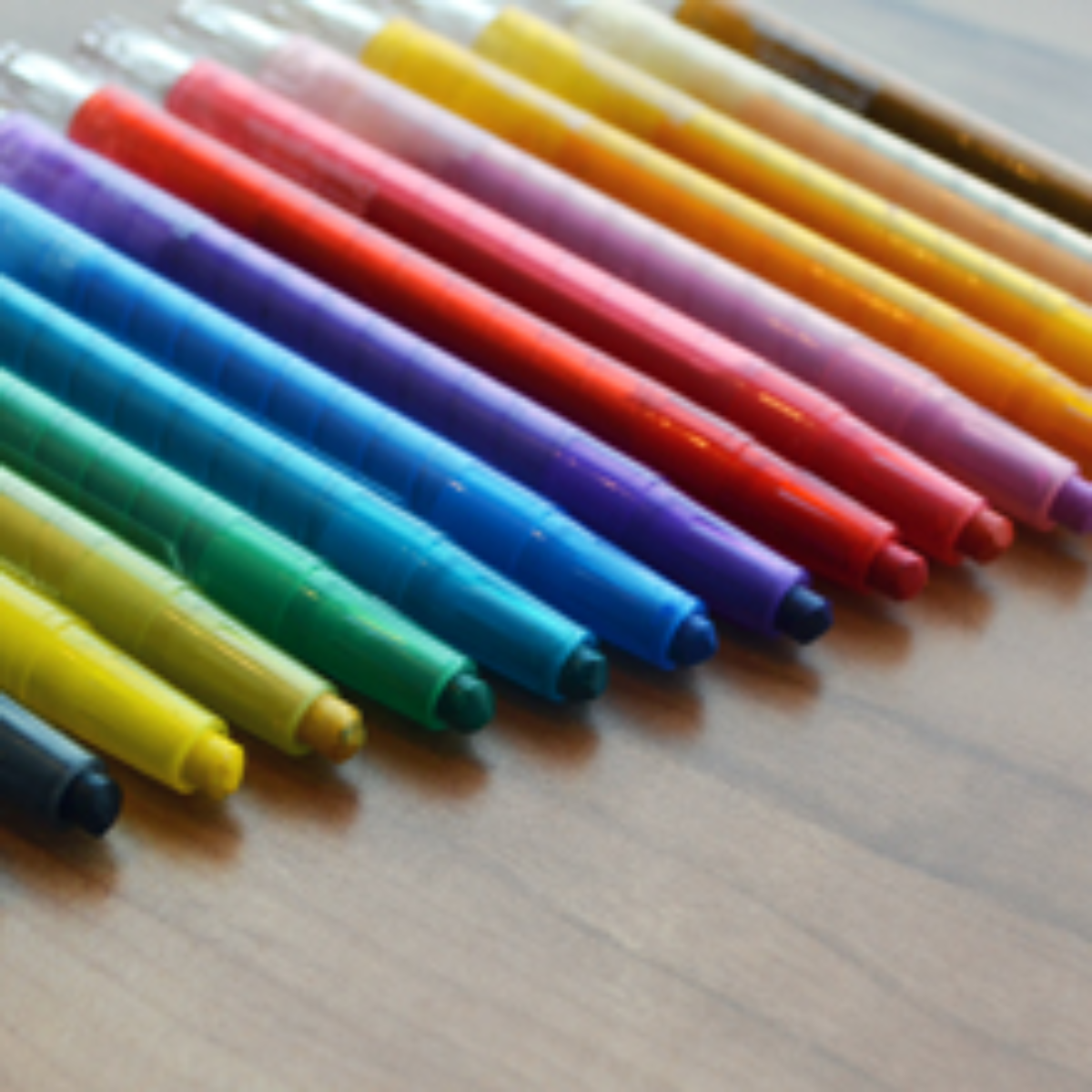 Paquete 16 Colores Crayones Girables Barrilito Cry16 Escolar