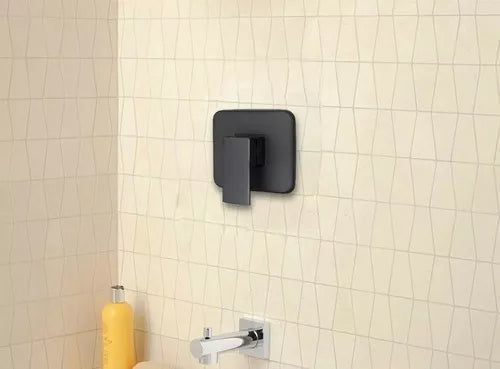 Mezcladora Monomando Cuadrada Meer Regadera Negro Mate Laton