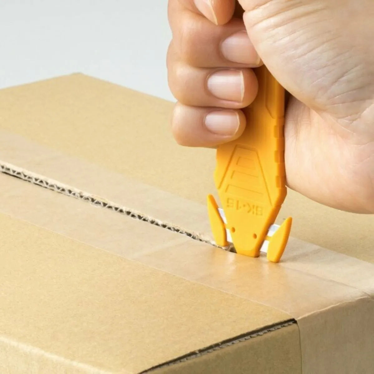 Navaja Cutter Sk-15 Olfa Hoja Oculta Acero Inox Desechable