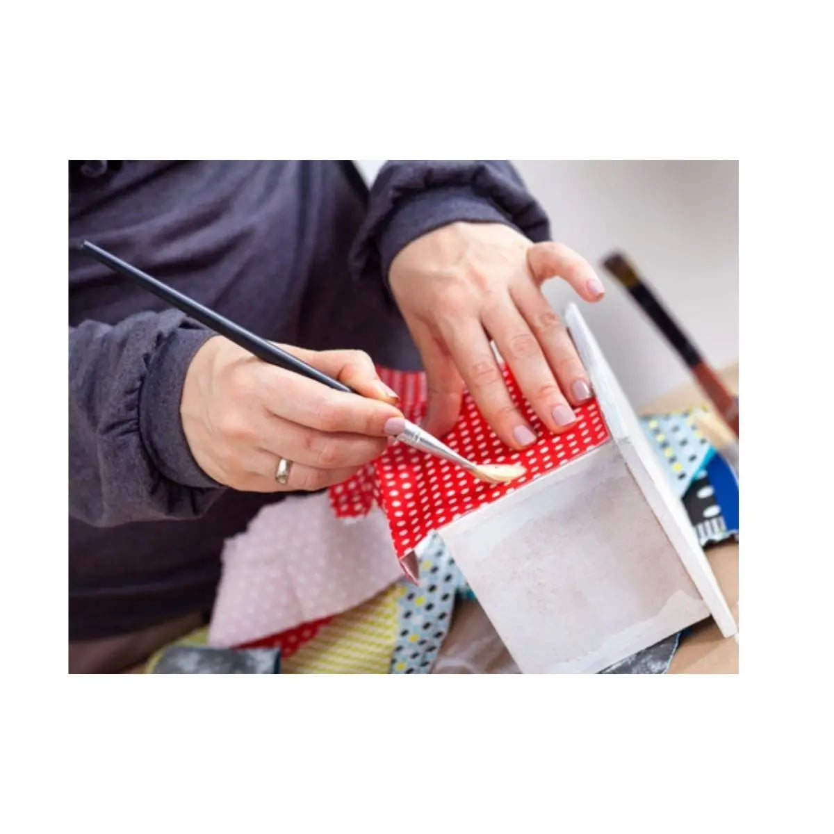 Pegamento Multicolage Artesanal  Acrilex Decoupage 120 ml - Roel - vista lateral