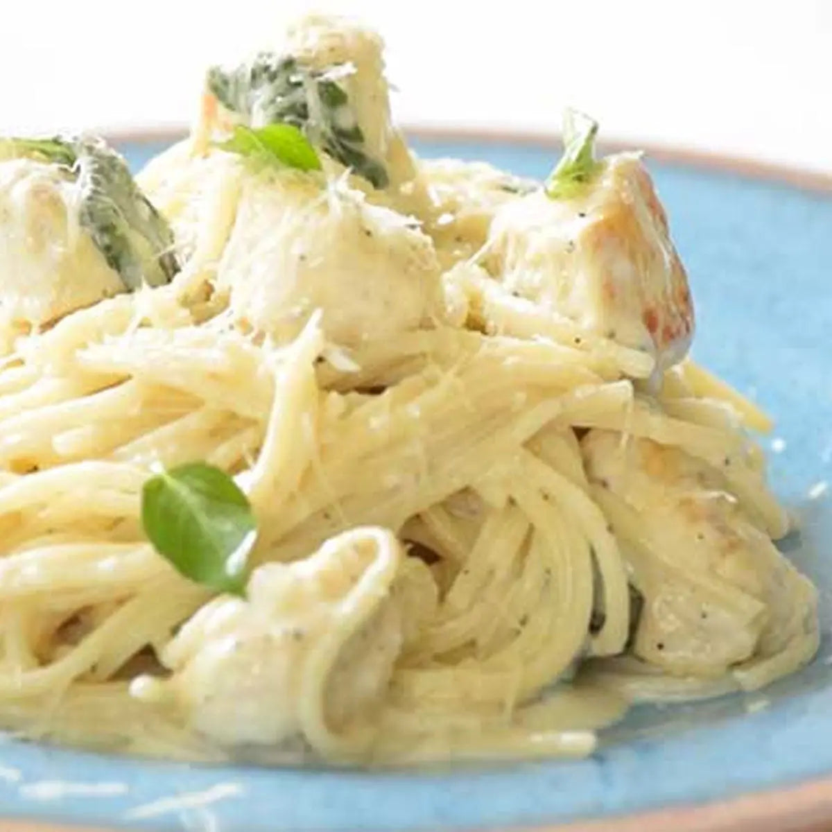 Spaghetti a los Cuatro Quesos 160g - Cesarfer