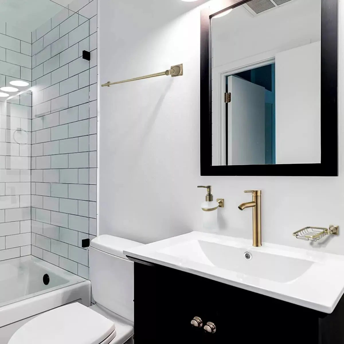 Juego Accesorios Baño 6 Piezas Meer Completo Color Dorado - CNX - vista lateral