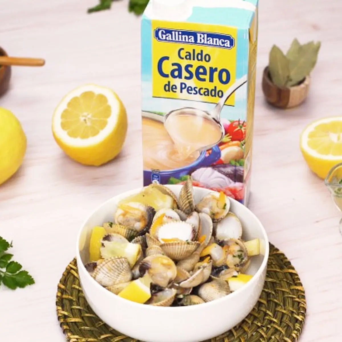Caldo de Pescado 1Lt - Cesarfer - empaque
