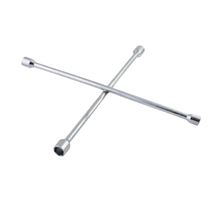 Llave de cruz Surtek cromada para automóvil y camionetas pick-up 18